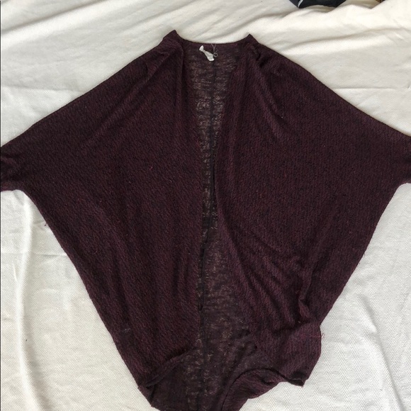 Soft Knit Light Poncho - Picture 1 of 6